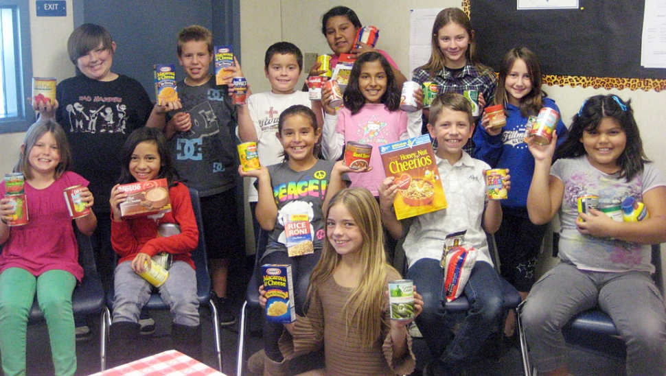 Mountain Vista’s ASB Class organized a canned food drive. With the help of the all the classes they were able to collect close to 300 items, which will be given to a local service club and distributed locally in Fillmore.