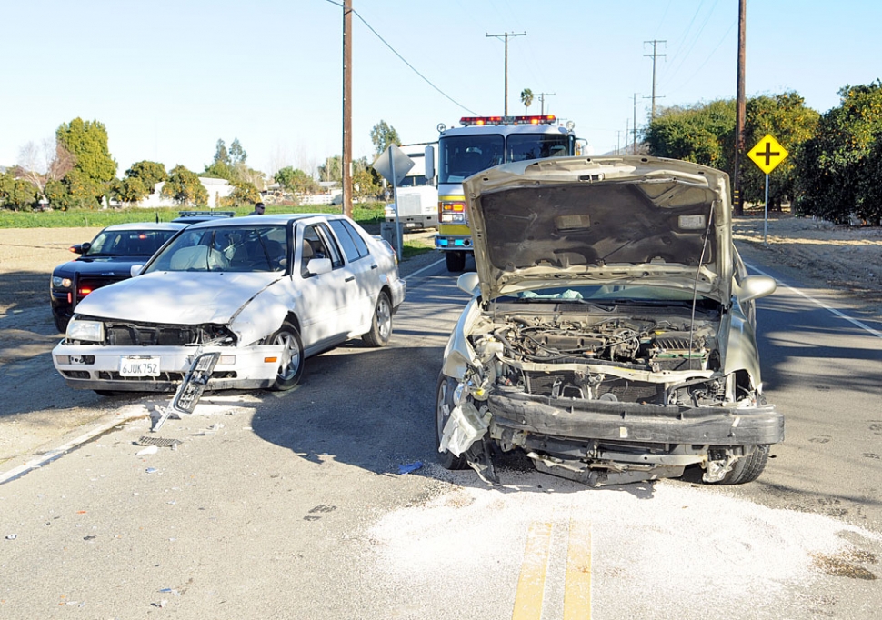 Wednesday, January 2, at approximately 2 p.m. on Bardsdale Ave., a two vehicle collision occurred. Akbar Esmailia, 66, of Camarillo attempting to make a left turn collided with Telefosoro Ruiz, 40, of Santa Paula. Both drivers were transported to the Santa Paula Hospital after complaining of injuries. Moderate damage was sustained by both vehicles. An investigation is ongoing.