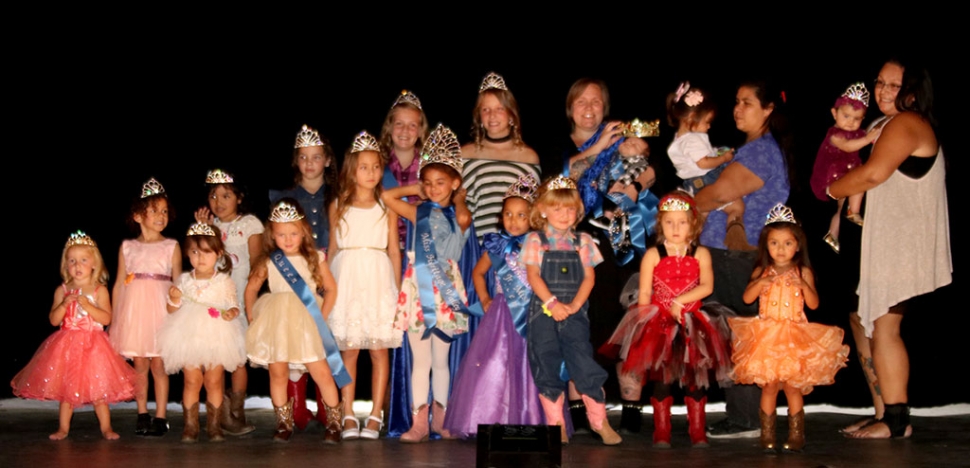 Pictured above are the participants of this year's Miss & Mr. Heritage Valley Pageant. Photos courtesy Crystal Gurrola.
