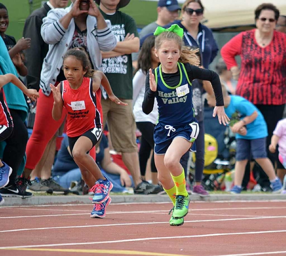 Leah Barragan took 1st in the 100m, 200m, and 400m.