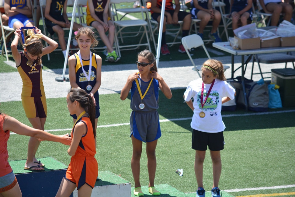 Jordyn Walla 5th place 1500m, 4th place 3000m