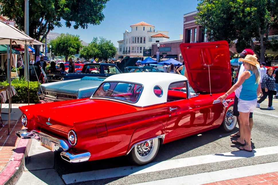 1957 Ford E Series Thunderbird. Photos by Bob Crum.