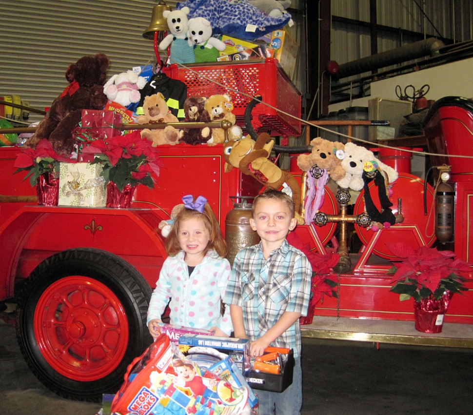 The Fire Department gave away about 300 chicken dinners and received hundreds of toy that will be given away on Wednesday 12/20/12.