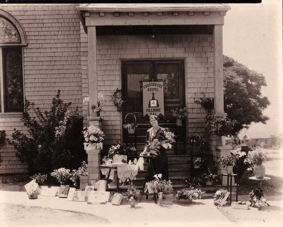 Olga Graves visiting Foursquare Church circa 1938.