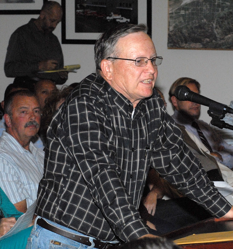 Scott Lee addressed the city council during Tuesday night’s meeting in regards to the employee’s letter read back on September 28. On Wednesday the City of Fillmore released this memo: “The City of Fillmore is committed to addressing the concerns in the September 28, 2010 and October 26, 2010 letters submitted by employees to the City Council. In response to the letters, the City Attorney’s Office will provide grievance
forms to the employees. An independent party will review the grievance forms and report back to the City. The intent of the process is to be fair to all concerned. The City is anticipating a quick resolution to this matter.”