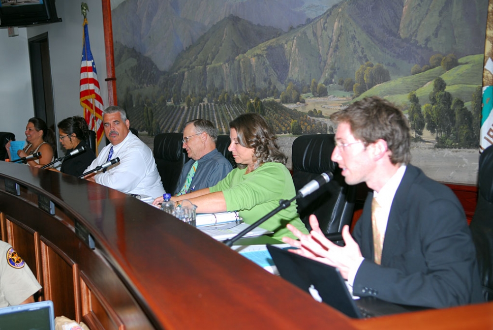 Following a half-hour executive session at Tuesday’s regular council meeting, Fillmore City Counsel Ted Schneider, far right, announced the city has purchased a half-acre parcel east of B Street, from the Fillmore-Piru and Saticoy Citrus Assn. for use of the water recycling Project. The land is located north of the railroad tracks. The price was $113,335.