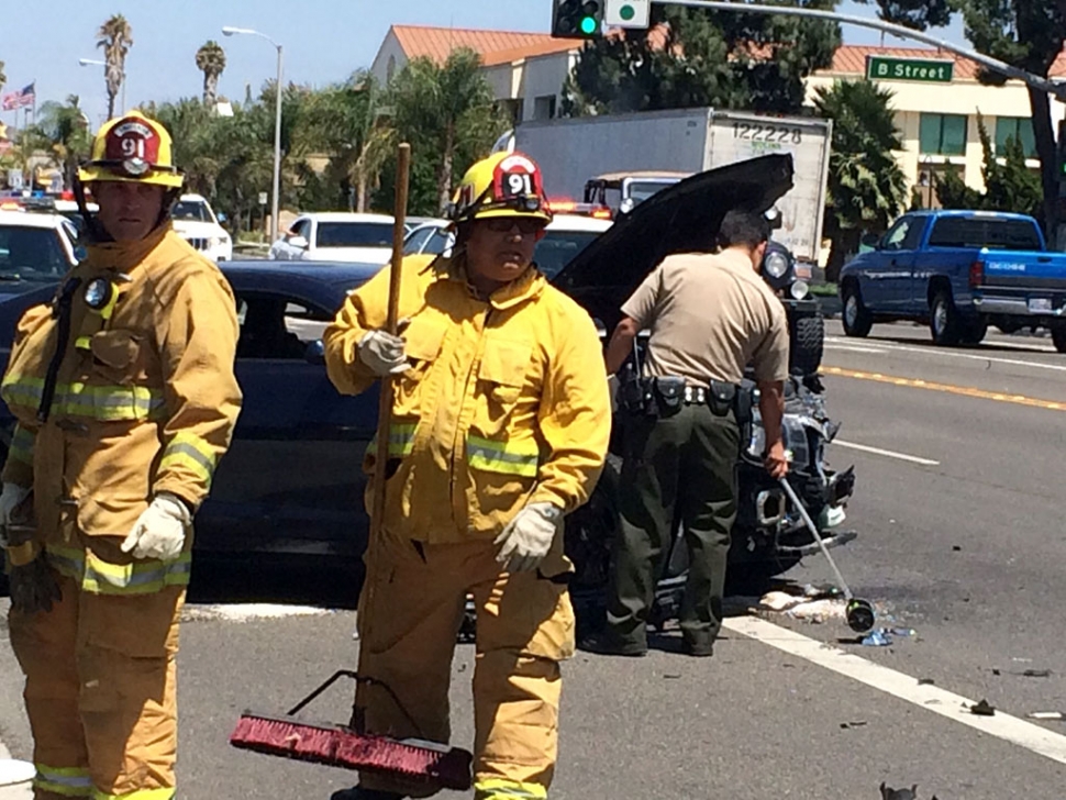 A traffic accident at the corner of Highway 126 and B Street caused a temporary traffic jam on Sunday afternoon at 2:15pm. No injuries were reported, but there was substantial front-end damage to the car pictured above.