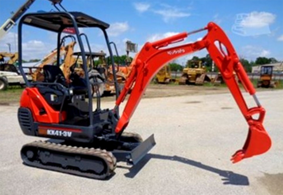 Picture is an example of a Kubota KX41-3VR1 which was stolen from the 2800 block of Telegraph Road in Fillmore. A photo of the actual stolen vehicle was not available. Courtesy Ventura County Sheriff’s Office.
