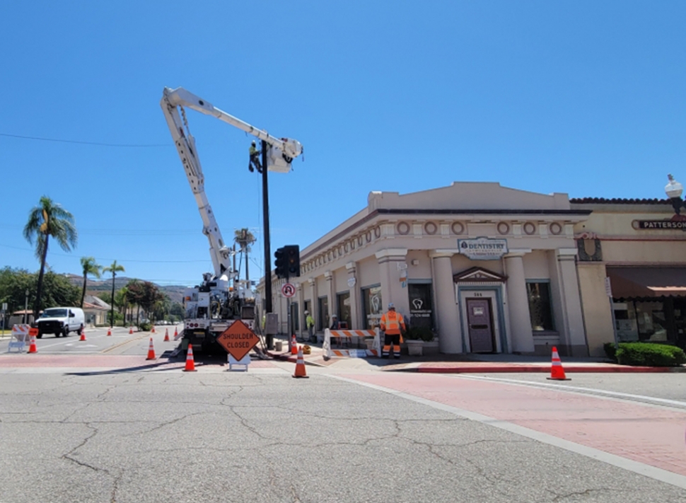 On Friday morning to midday, on June 24th, Edison workers had road work signs up at Central Avenue and the Sespe intersection to work on the power lines, (maybe) preparing for the summer heat ahead.