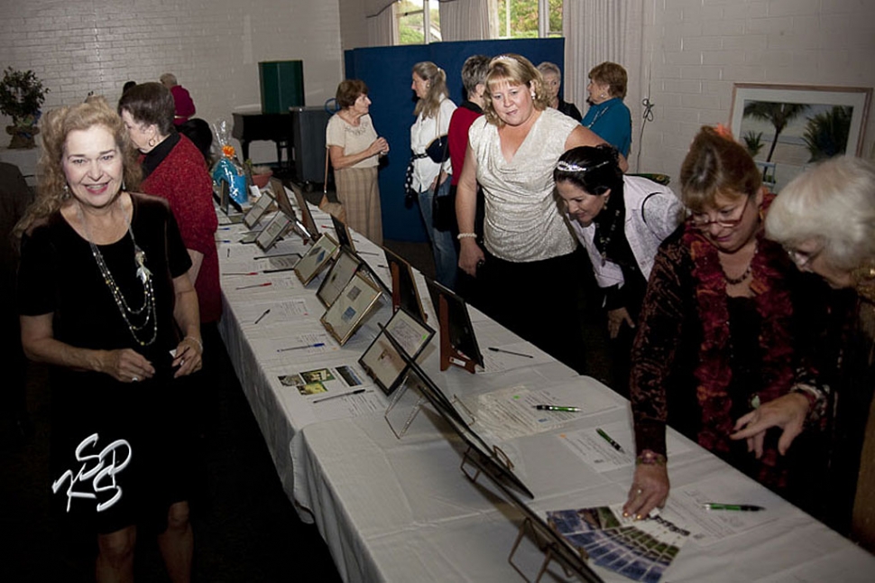 Last Saturday, November 17th, the Soroptimist International of Fillmore held their annual fashion show. The event included lunch a silent auction and the fashion show. Fashions were provided by Draper’s & Damon’s of Camarillo, Keller Fashions of Fillmore and Macy’s. The Mistress of Ceremonies was Fillmore Police Chief Monica McGrath. The food was catered by El Pescador. The Ventura County Sheriff’s Department Explorers, Santa Clara Valley Post and Fillmore/Piru 4H were there as supporters. Pictures courtesy of KSSP Photographic Studio.