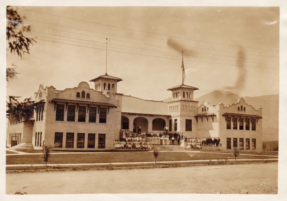 Fillmore Union High School, with the student body on the steps, circa 1920. 