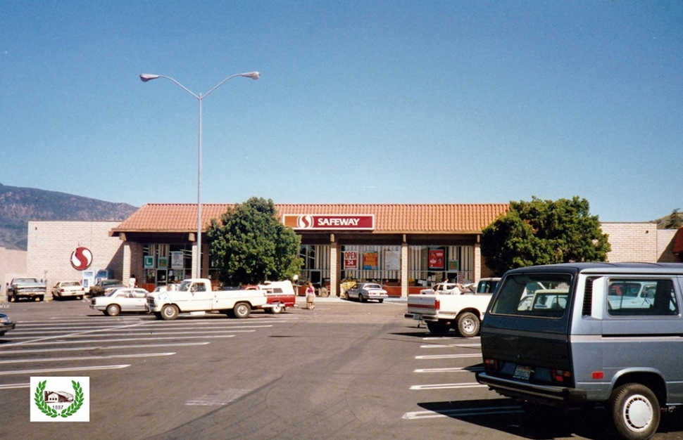 Fillmore's Safeway store opened in 1971, which is now a Super A. 