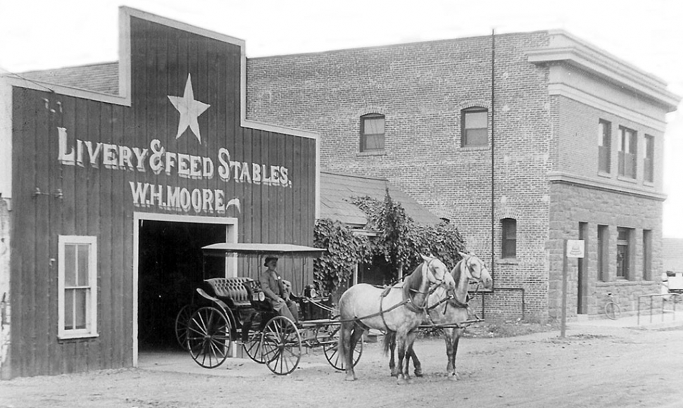 The Star Stable circa 1912, which was also part of the Inn and was located on Santa Clara and Central. Photos courtesy Fillmore Historical Museum.