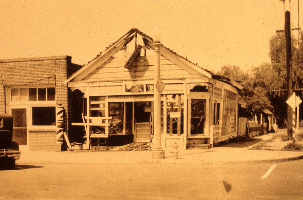 Fillmore Cafe the old school after the fire, 1936