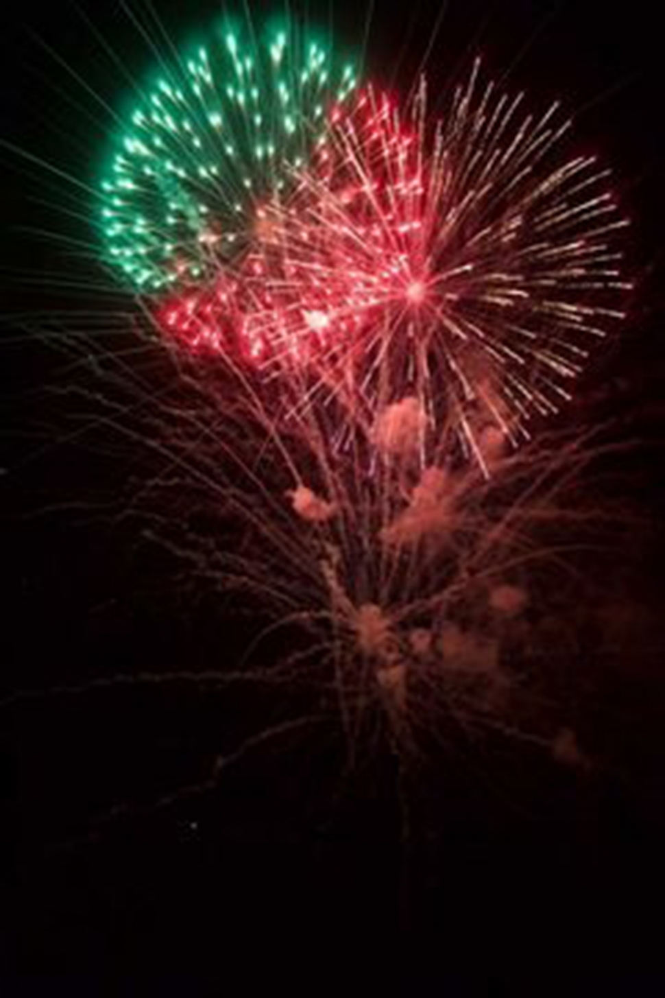 On Sunday, July 3rd, the City of Fillmore hosted their Annual 4th of July fireworks display at Fillmore Middle School. This year’s show was held a day before the fourth at 9pm (sundown). Photo credit Angel Esquivel-AE News.