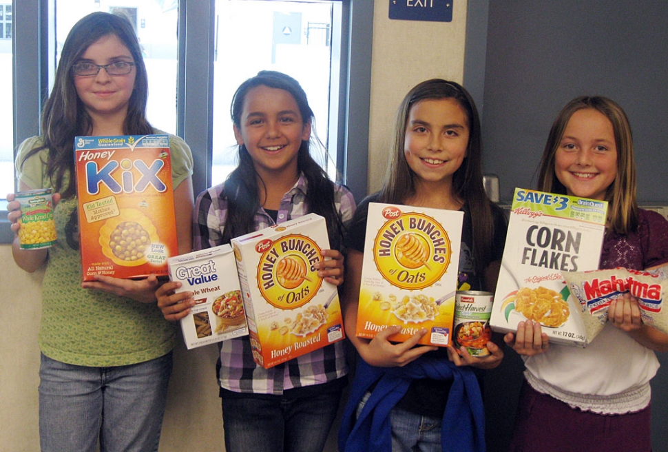 Mountain Vista School is proud to give back to the community during the holiday season. A food drive was sponsored by ASB and all classes had the opportunity to participate. All food collected will be donated to a family at Mountain Vista. Pictured are ASB members: President, Mishell Beylik; Vice President, Jasmine Ortiz; Sectetary, Ariana Schieferle; and Treasurer, Natalie Couse.