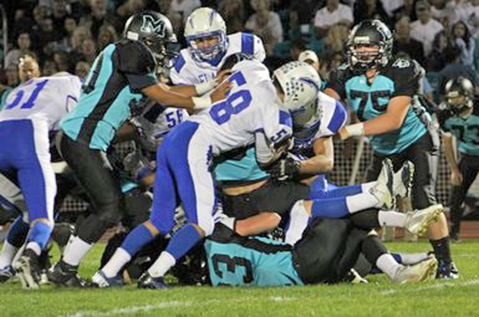 Collin Farrar ran for 148 yards and 4 touchdowns. Andrey Sanchez ran for 125 yards and a touchdown. Jonathan Flores had 6 tackles, 1 sack and 2 tackles for a loss. Brett Edwards had 7 tackles, 3 for a loss. Adam Jimenez had 5 tackles 3 for a loss and 2 sacks. According to Coach Matt Dollar, “ We played great defense, holding them to -22 yards rushing and only 117 yards in the air. The team played like Champions, they have worked hard all season, they earned and deserve this title!” [Photos courtesy of Crystal Gurrola]