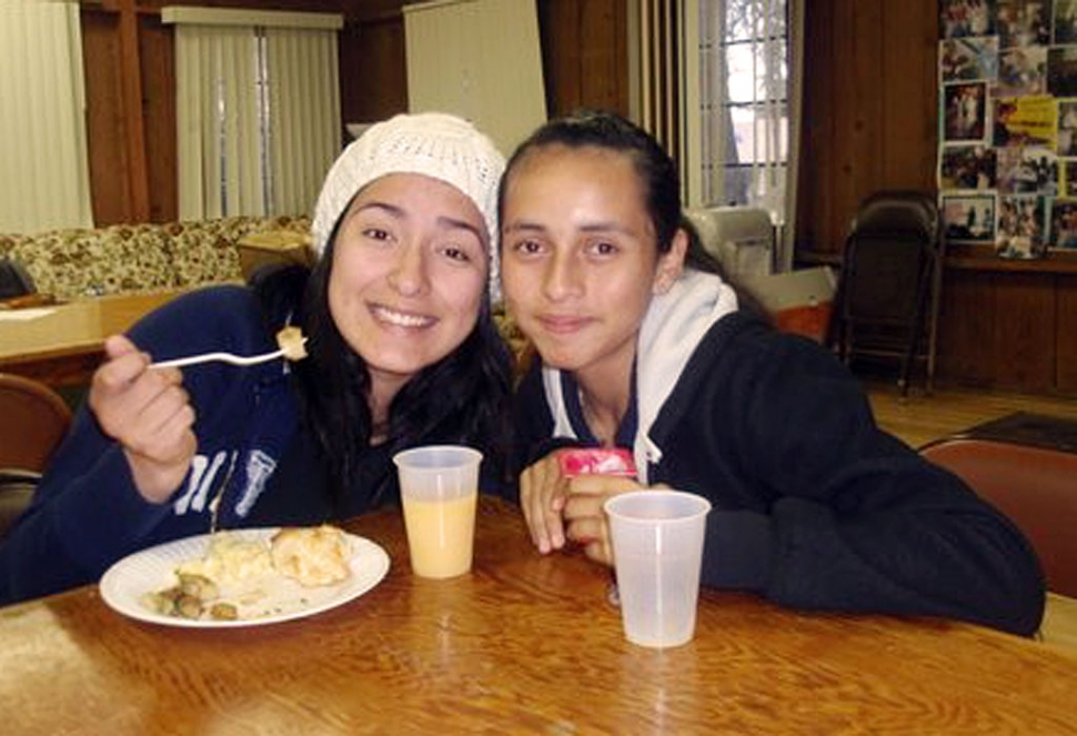 Pictured above are Alondra Gaytan with her Little Banely having breakfast at the One Step Center.