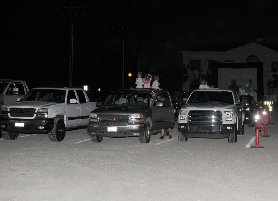 On Friday, August 28th & August 29th, 2020, from 7pm-10pm, the City of Fillmore hosted a Drive-In Movie Night, featuring Disney’s Onward, in the dirt parking lot located in back of Fillmore City Hall. On both Friday and Saturday the lot was filled with cars of family’s and friends enjoying each other, snacks, and a movie from their car.