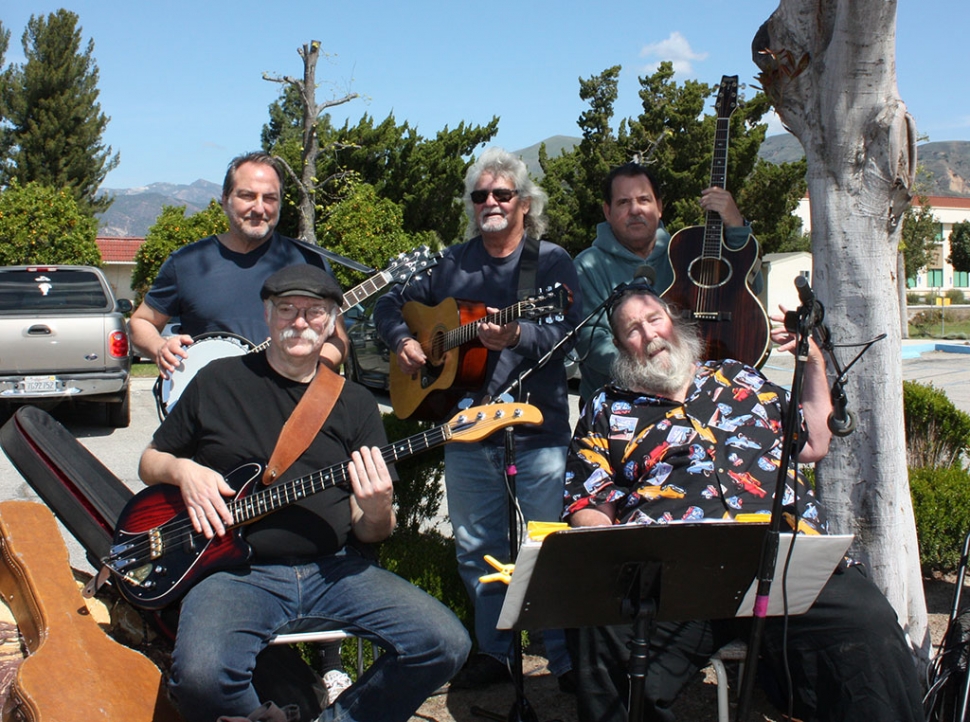 On Saturday, March 27th John Tunis and the Band hosted their first ‘outdoor’ parking lot performance at Fillmore’s Greenfield Care Center for the residents to enjoy during these hard times. Pictured above are band members Bruce Johnson, Mal Stich, Garr Wharry, Greg Agostinelli, and John Tunis. Photos Courtesy John Tunis.