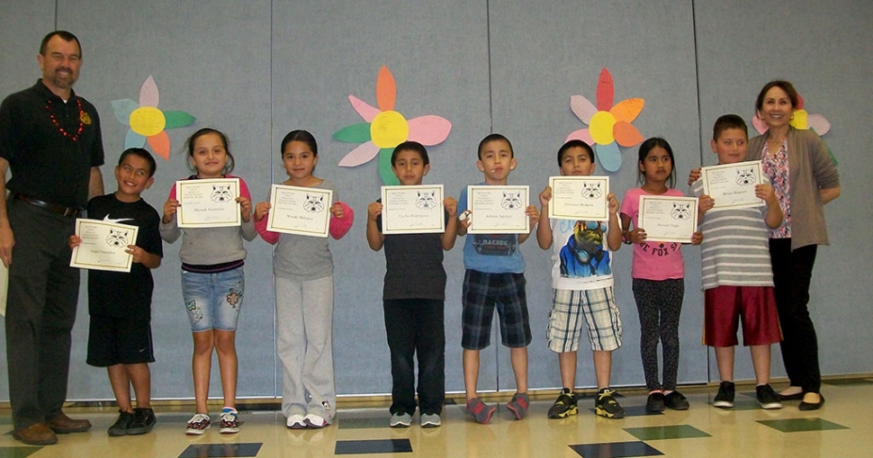 3rd Grade Writers and Readers of the Month — Principal Wilber, Angel Gonzalez, Mariah Gonzales, Wendy Bolanos, Carlos Rodriguez, Adrian Aguayo, Cristian Melgoza, Nuviah Vega, Brian Magana, and Board Member Virginia
De La Piedra.