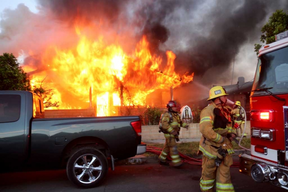 Friday, April 28 at 7:30pm Fillmore Fire received multiple reports of a structure fire at the 200 block of Olive Street. The first fire crew to arrive found the homeowner with burns and the house fully involved; Ventura County Fire was requested. It took crews approximately one hour to knock down the fire but crews remained on-scene over night. Red Cross was called and the burn victim refused medical treatment. The cause of the fire is under investigation. Further information will be updated when available. Photos by Sebastian Rameriz.