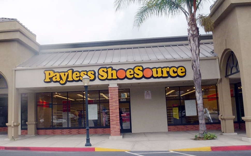 Fillmore’s Payless ShoeSource, located in the Balden Center, has closed. The sign in the window reads “Go to Santa Paula Store”.
