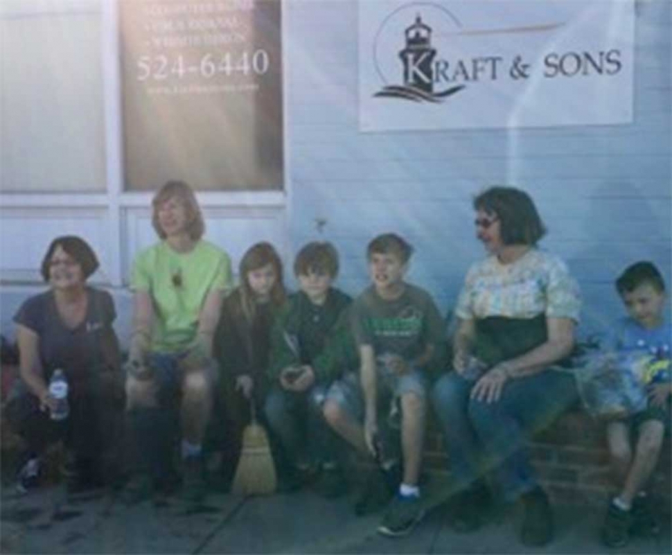 Pictured left to right are some of who participated in helping with the Civic Pride Committee Projects Karen Bagley, Cindy Klittich, Grace Mitchell, Michael Mitchell, Justin Fairall, Linda Nunes and grandson, Jacob Randall.