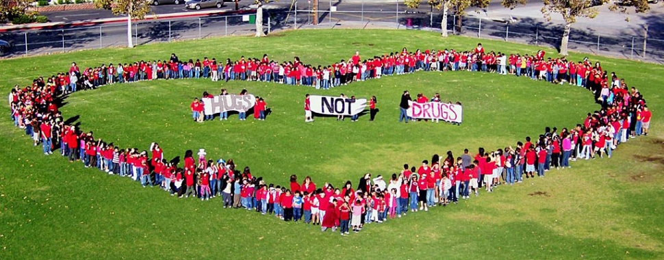 Sespe Elementary student body forms a heart to say “Hugs Not Drugs” (Photos courtesy Christine Parrish, Sespe Parent Club member/yearbook photographer)