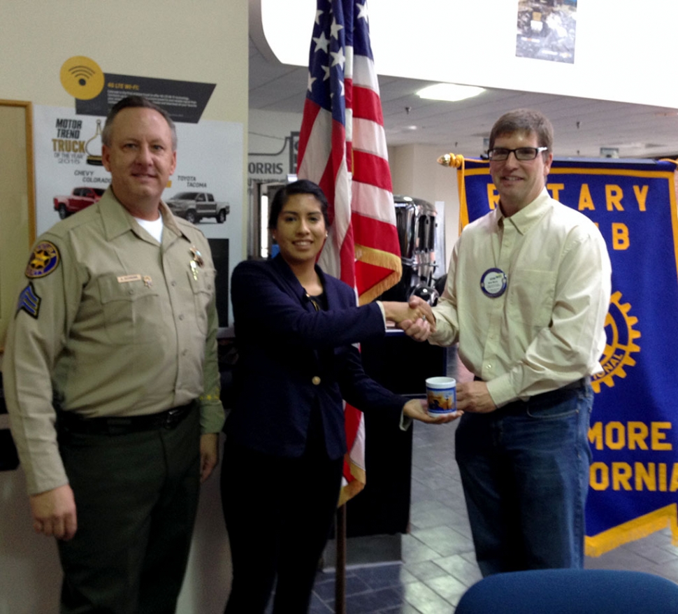 Brian Richmond, Program Chair, introduced Rosio Almaguer who gave a very informative presentation on the Teddy Bear Cancer Foundation. This Foundation gives financial and emotional support to families with ill children. Sean Morris, Club President presented her with a program gift.