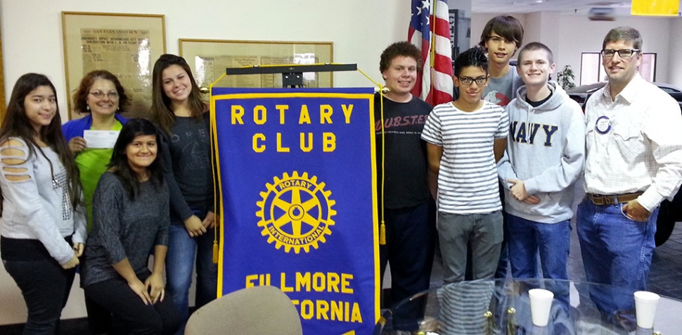 The Rotary Club of Fillmore shared breakfast with the captains and coach of the FHS Cross Country Team and the coach and members of the FHS Mock Trial Team.  Each group was presented a donation of $500. (l-r) Jackie Tovar, Ana Morielli - Mock Trial Coach, Catherine Alonso, Hannah Wishart, Wesley Brecheen, Misael Ponce, Diego Rodrigues, Matthew Hammond, Sean Morris, Rotary President