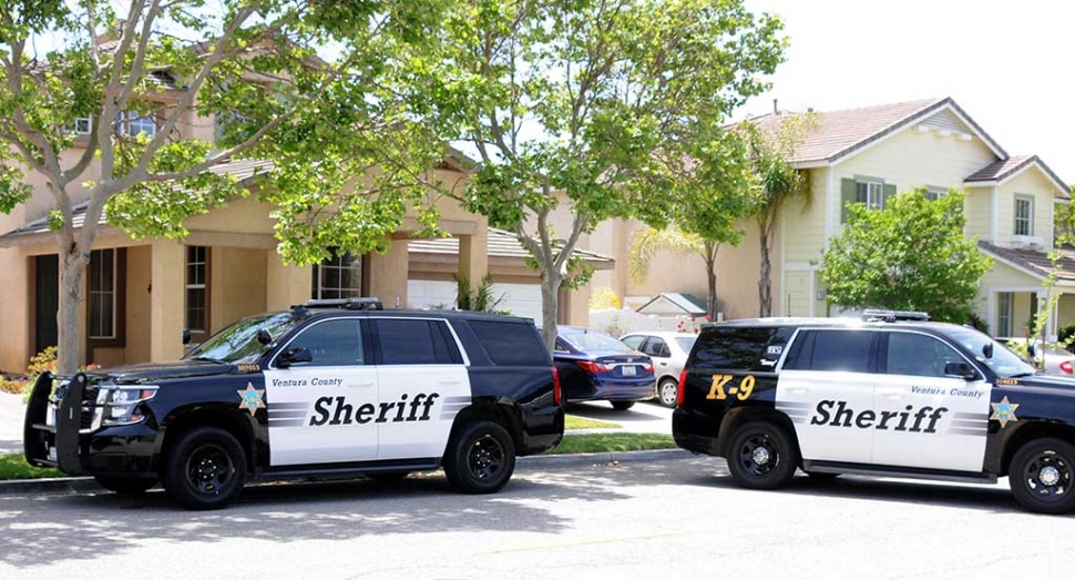 Ventura County Sheriffs surrounded a house in the 700 block of River Street Saturday, April 22 in the City of Fillmore. Police blocked off the street from through traffic at noon while the search spilled over into the neighbor’s yards, and a K9 was called in. Neighboring residents stayed in their homes while police enter the targeted residence. No arrests were confirmed.