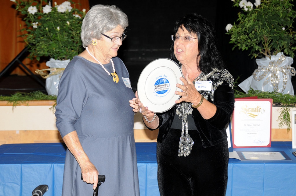 Mimi Burns presenting to Dorothy Hunt & Plate to recognize 47 years continuous service to the Fillmore Women’s Service Club.  