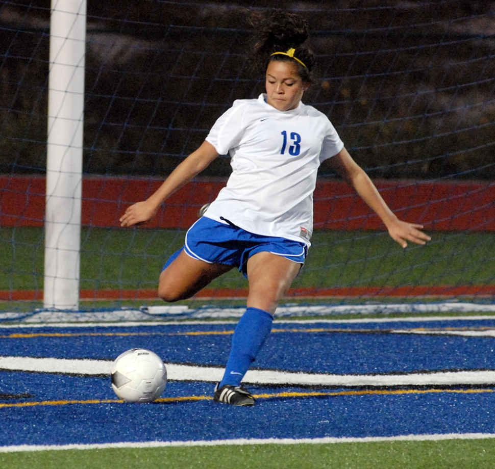 Jasmine Medina #13 passes the ball to her teammate. FIllmore lost to Alemany 0-4. The girl’s soccer team start a tournament this Thursday at home against Vasquez High School.