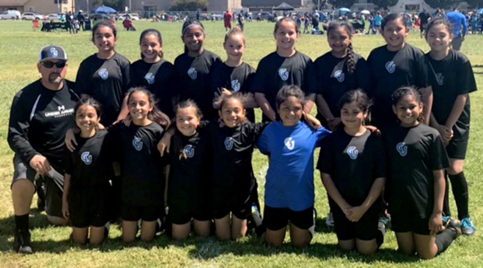 5-0 win Jessica Rodriguez, Kimberly Manriquez, and Athena Sanchez all had a goal, Marlene Gonzalez scored 2 goals. Ashley Hernandez, Jadon Rodriguez, Marlene Gonzalez and Kimberly Manriquez all had Assist. Defense played well and accomplished another shutout, vs Oxnard's Panteras.  Current Record 5-2. U13 Boys score: Lost 4-2 vs Oxnard United. Julio Negrete had both goals Diego Alcaraz 1 assist. Next game this Saturday 9am at Two Rivers park. U13 Girls scores: 0-0 vs Xtreme, 0-2 vs Oxnard Wave.
