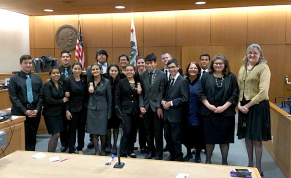 Fillmore High School Mock Trial Prosecution gets ‘guilty’ verdict against La Reina High School’s strong Defense. (back row) Damian Meza, Naythan Martinez, Kiara Leon, Mishell Beylik, Matthew Hammond, Coach Anna Morielli, Manuel Gutierrez, (front row) Jerry Tovar, Alma Perez, Jacqueline Tovar, Catherine Alonso, Paulina Guerrero, Jenessa Portugal, Misael Ponce, Matthew Jimenez, Fatima Bazurto, and attorney coach Laura Bartels.