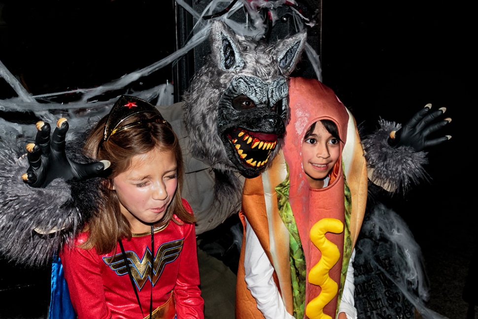 Families dressed in costumes and walked along Central Avenue to admire the ‘trunks’ that were displayed as well as gathered their treats for Halloween. Photos courtesy Bob Crum.