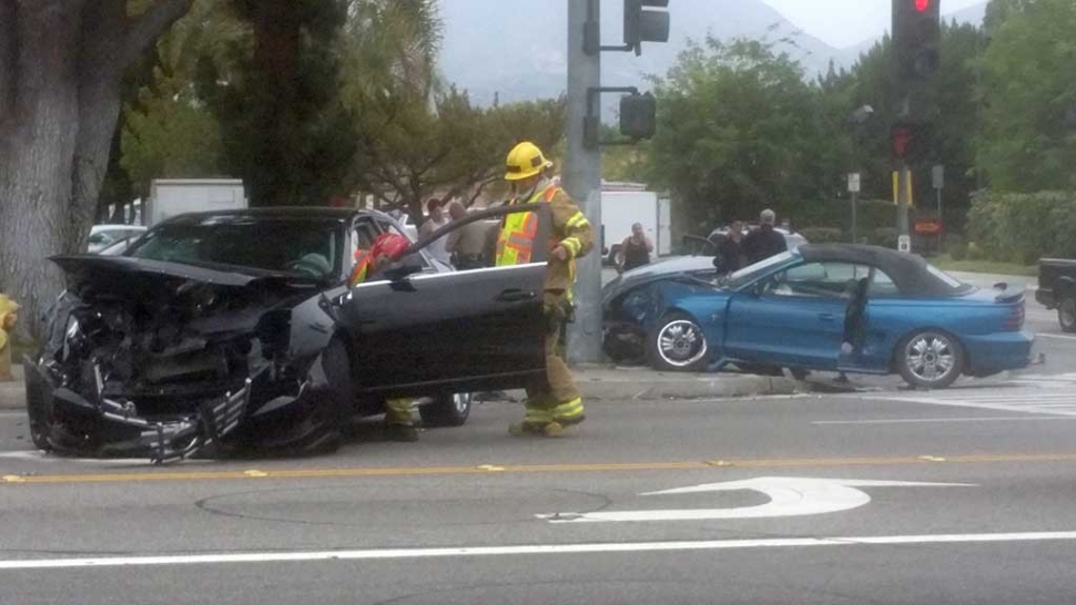 A two car collision took place at the corner of Ventura Street (Highway 126) and B Street on Tuesday, June 14th. The 10:25am crash was an injury accident with at least one transported to a local area hospital. Fillmore Fire Dept. was on scene along with MED422.