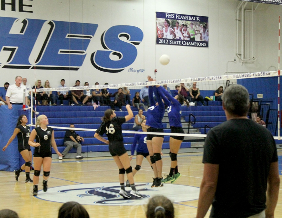 Fillmore Flashes Girls Volleyball held their last match against Carpinteria on Tuesday, October 9th. Even though the Flashes fell short it did not stop them from putting up a good fight. Pictured are some Flashes players blocking the ball during Tuesday night’s game. Final Scores: 25-18, 25-13, 17-25, 23-25, 15-13.