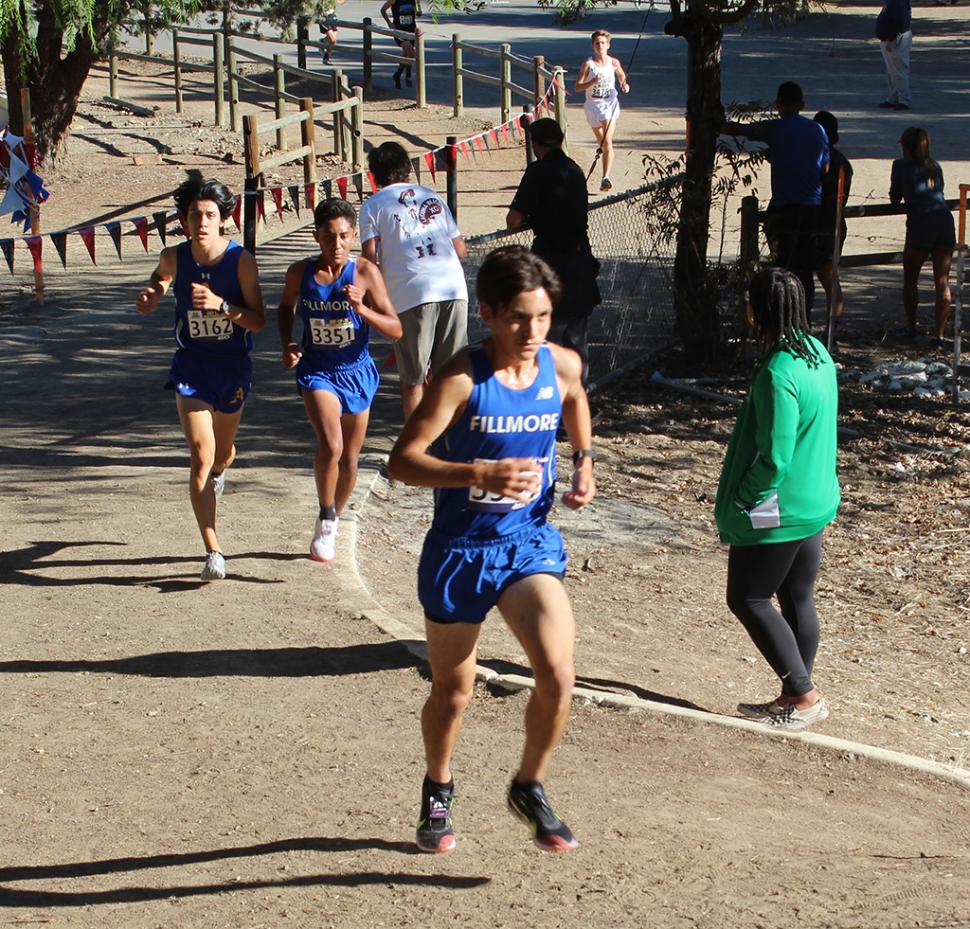 Kobe Lizarraga and teammate Nick Hurtado at Poop Out Hill