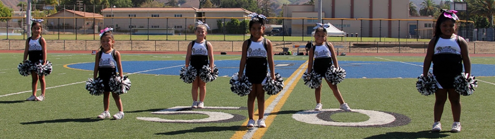 Raiders Mighty Mite Cheer.