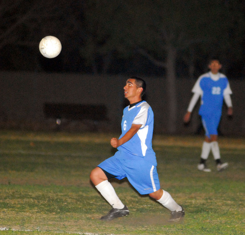 soccer-01-15-09-6.jpg